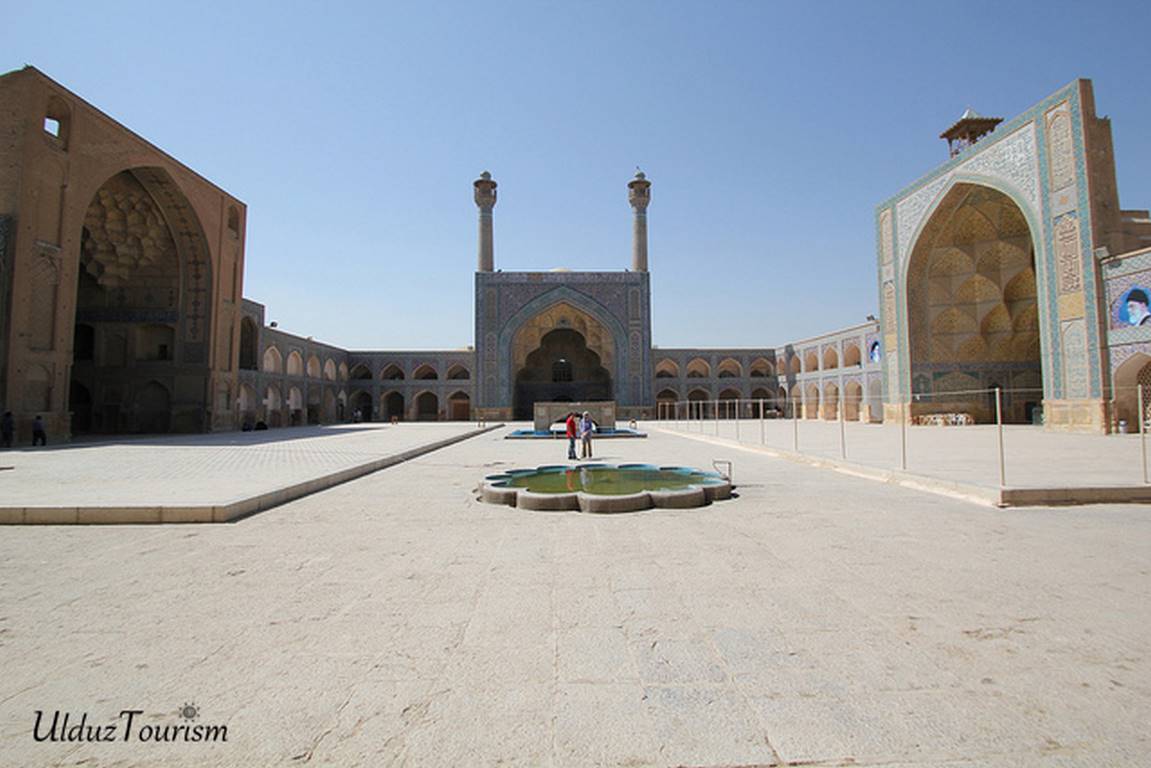Masjid e Jāmé of Isfahan